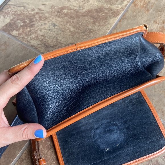 Dooney & Bourke All Weather Leather Surrey Carrier Crossbody Bag - Picture 11 of 12